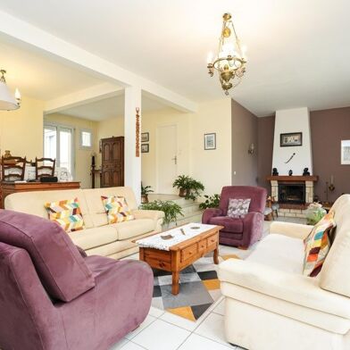 Maison 7 pièces 523950 €