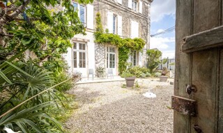 Maison 7 Pièces 255 m² à vendre à Niort (79000)