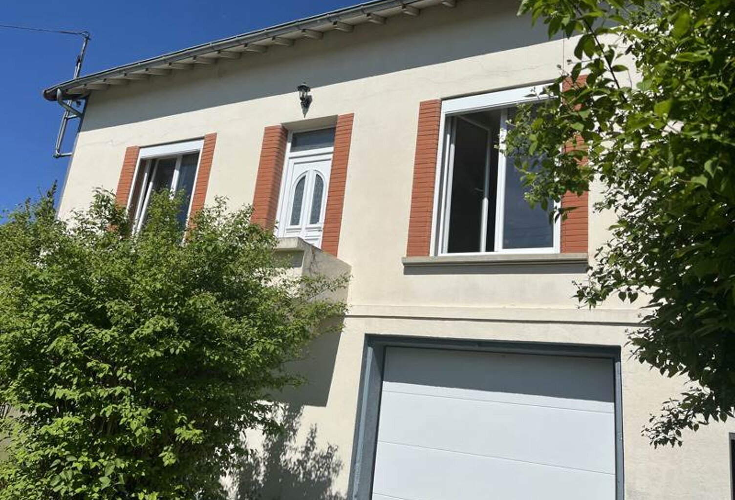 Maison de ville de 3 pièces principales — photo 1