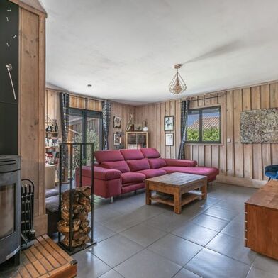 Maison 6 pièces 448737 €