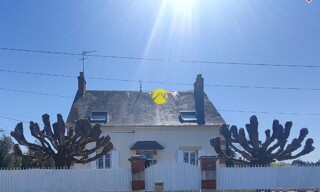 Maison 10 Pièces 166 m² à vendre à La Guerche-sur-l'Aubois (18150)