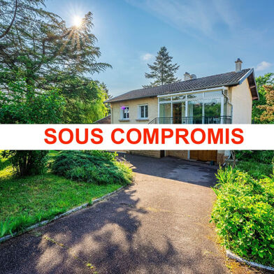 Maison 6 pièces 399900 €