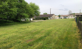 Terrain  3117 m² à vendre à Saint-Estèphe (33180)