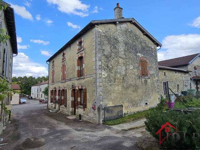 MONTREUIL-SUR-BLAISE — photo du bien