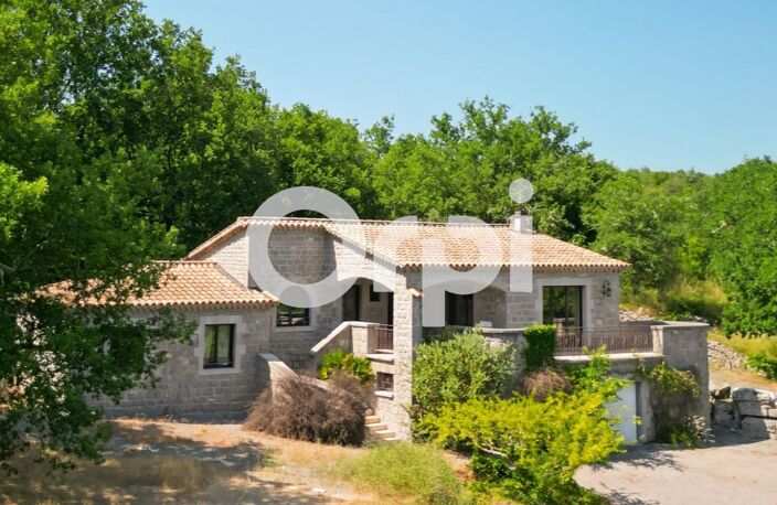 Maison en pierre à 10 minutes de Ruoms, dans un cadre paisible — photo 2