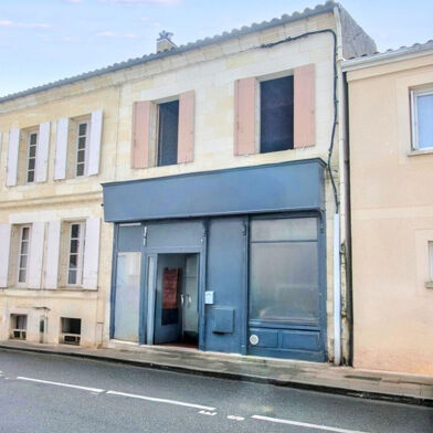 Immeuble  148000 €