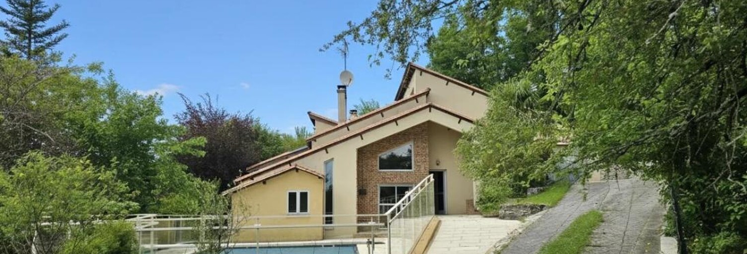 Maison 11 Pièces 282 m² à vendre à Thenon (24210)