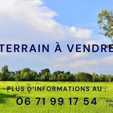 Terrain  215000 €