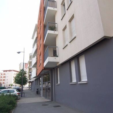 Appartement 2 pièces 655 €