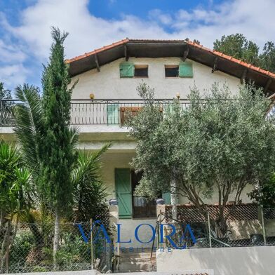 Maison  548000 €