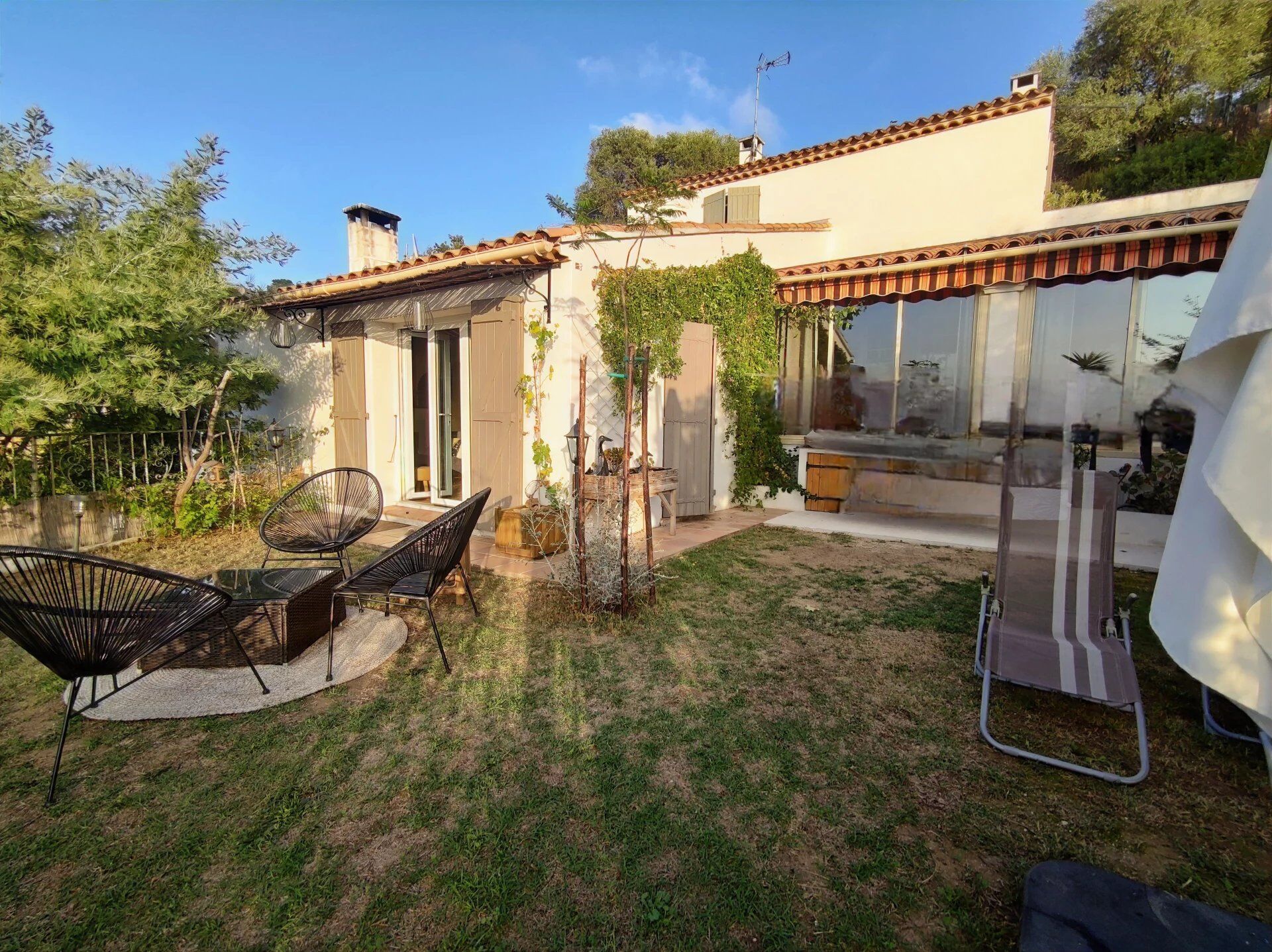 Villa / Maison 6 pièces  à vendre Lavandou (Le) 83980