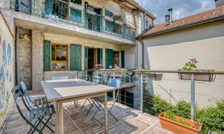 Maison 10 Pièces 280 m² à vendre à Gex (01170)