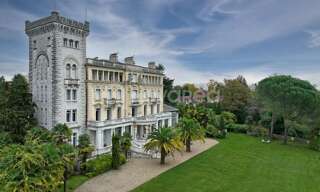 Appartement 8 Pièces 300 m² à vendre à Pau (64000)