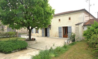 Maison 5 Pièces 102 m² à vendre à Jarnac-Champagne (17520)