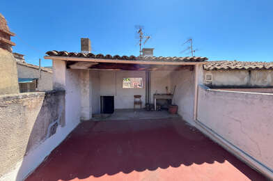 Immeuble  140400 €