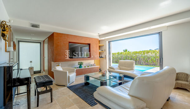 Villa / Maison 9 pièces  à vendre Sainte-Maxime 83120