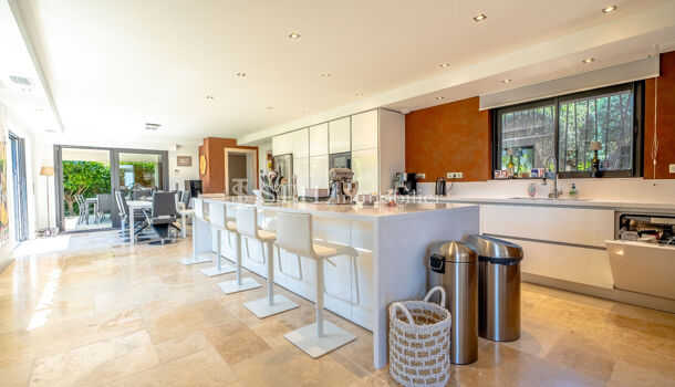 Villa / Maison 9 pièces  à vendre Sainte-Maxime 83120