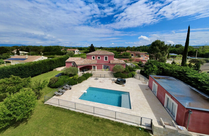 Propriété de charme avec dépendances et deux piscines   Alla — photo 3