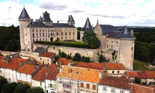Maison 6 Pièces 232 m² à vendre à Verteuil-sur-Charente (16510)