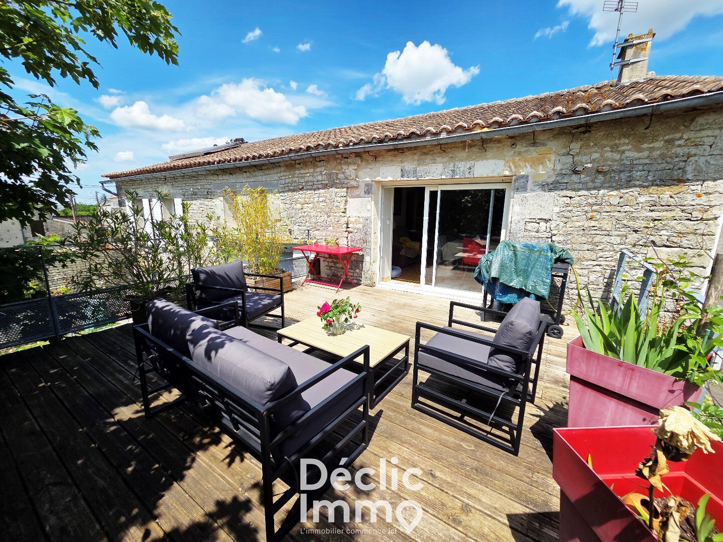 Villa / Maison 12 pièces  à vendre Brie 16590