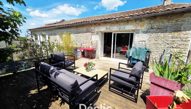 Villa / Maison 12 pièces  à vendre Brie 16590