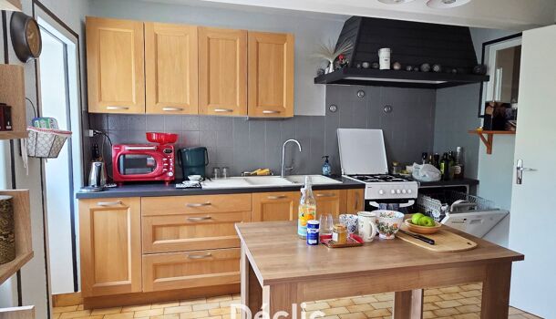 Villa / Maison 12 pièces  à vendre Brie 16590