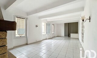 Maison 8 Pièces 167 m² à vendre à Corbières-en-Provence (04220)