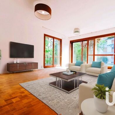 Appartement 4 pièces 315000 €