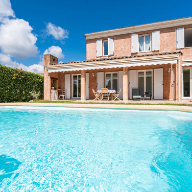 Maison 5 pièces 699000 €