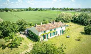 Maison 8 Pièces 174 m² à vendre à Genouillé (17430)