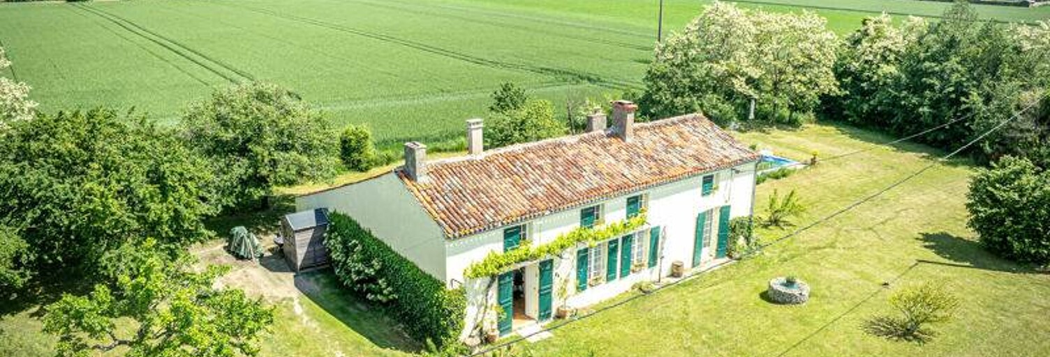 Maison 8 Pièces 174 m² à vendre à Genouillé (17430)