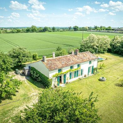 Maison 8 pièces 330000 €