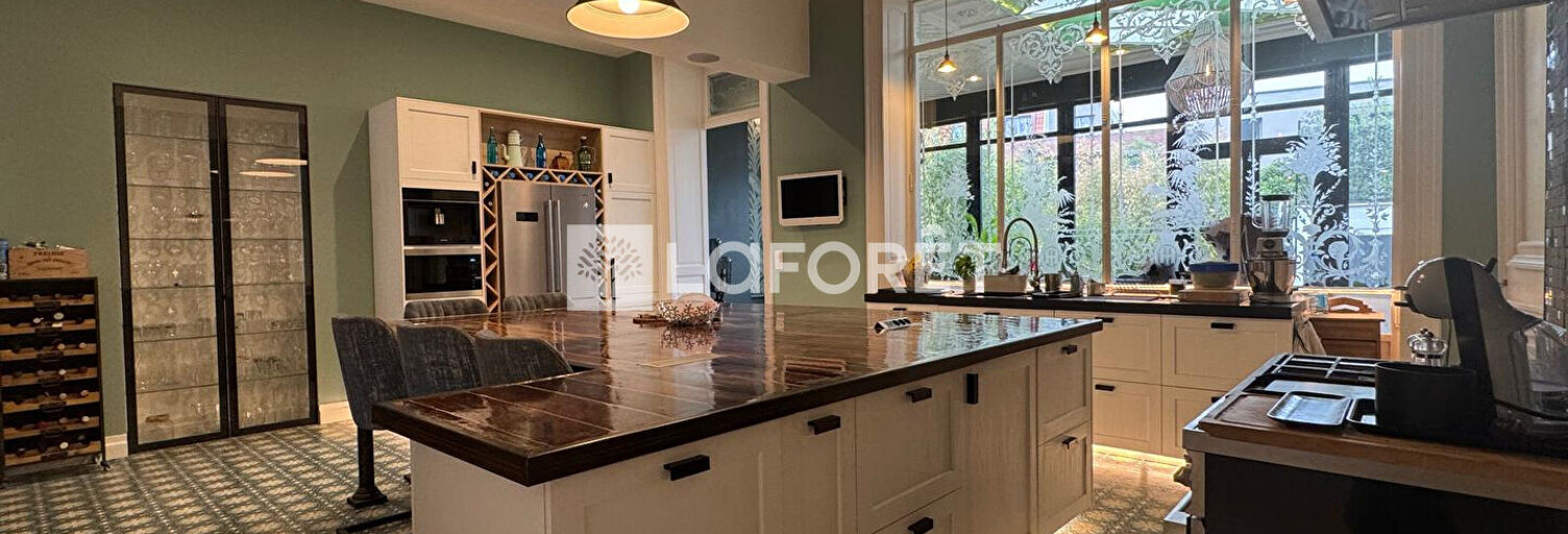 Maison 12 Pièces 382 m² à vendre à Templeuve-en-Pévèle (59242)