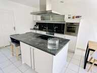 Maison T4 de 90m² avec jardin et places privatives — photo 3