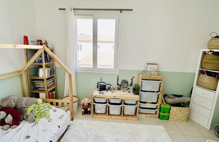 Maison T4 de 90m² avec jardin et places privatives — photo 5