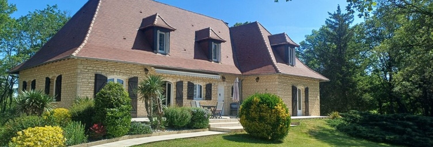 Maison 9 Pièces 250 m² à vendre à Brouchaud (24210)