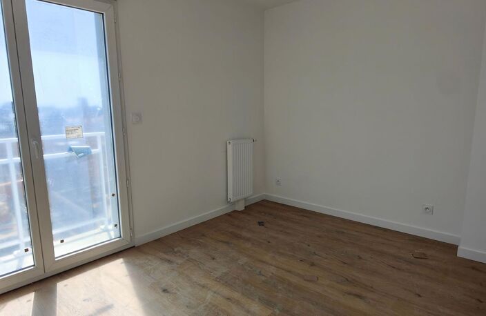 Maison neuve T4 de 91.05 m2 commerce à pieds — photo 5