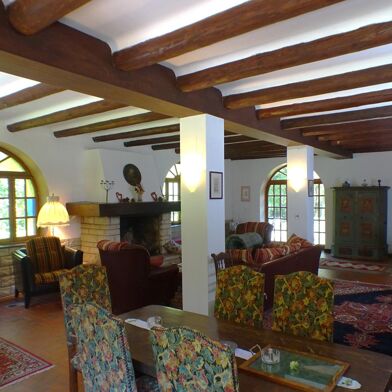 Maison 16 pièces 475000 €