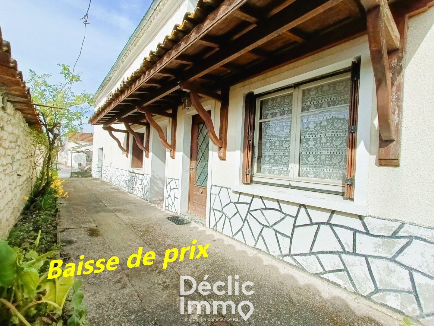 Villa / Maison  T5 à vendre Châteaubernard 16100