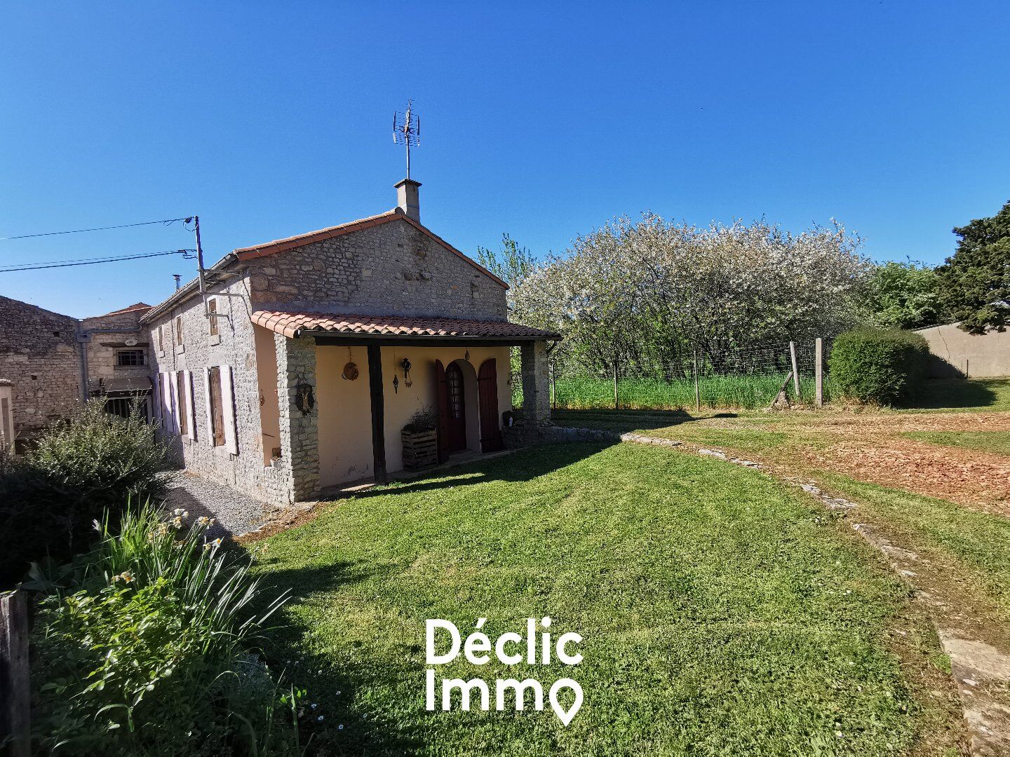 Villa / Maison  T5 à vendre Coulonges-sur-l'Autize 79160