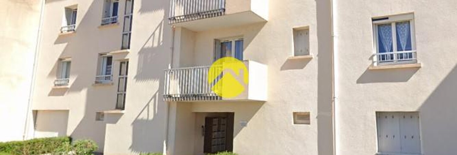 Maison 1 Pièce 30 m² à vendre à Commentry (03600)