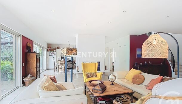 Villa / Maison 8 pièces  à vendre Aubagne 13400