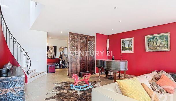 Villa / Maison 8 pièces  à vendre Aubagne 13400