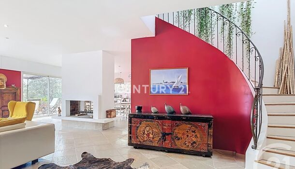 Villa / Maison 8 pièces  à vendre Aubagne 13400