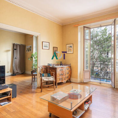 Appartement 7 pièces 460000 €