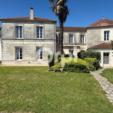Maison 7 pièces 499500 €