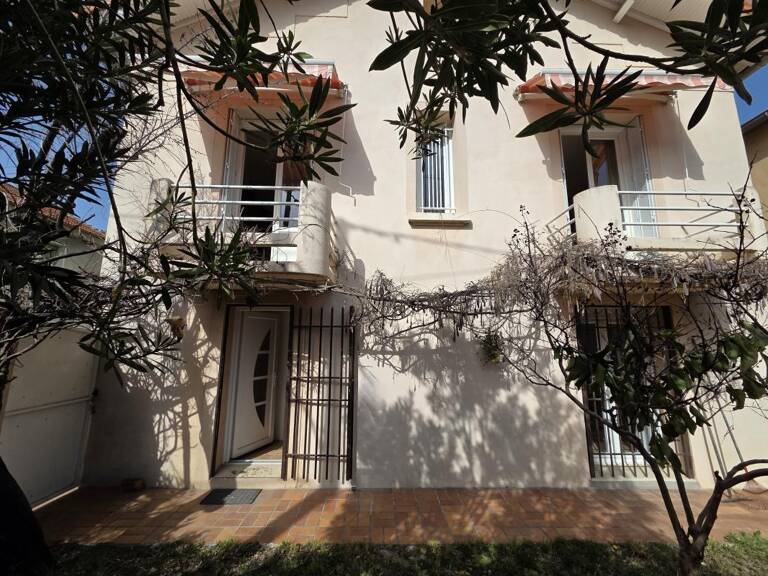 Maison À Vendre — photo 1