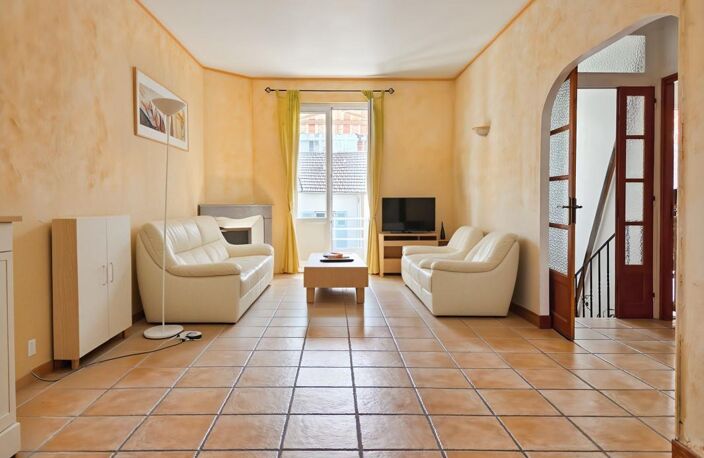 Maison À Vendre — photo 2