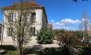 Maison 12 Pièces 300 m² à vendre à Chemaudin et Vaux (25320)