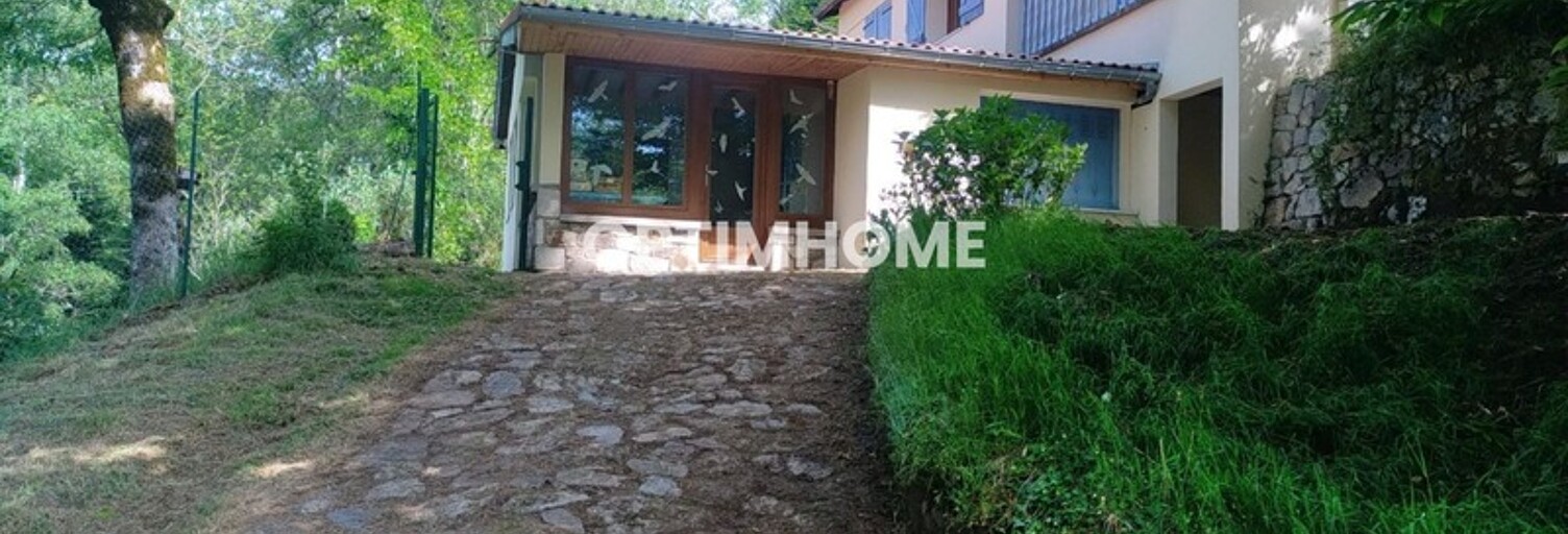 Maison 6 Pièces 116 m² à vendre à Vollore-Ville (63120)